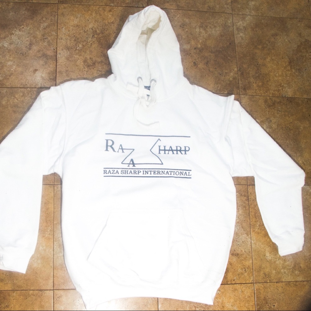 Meet your Posher, Raza